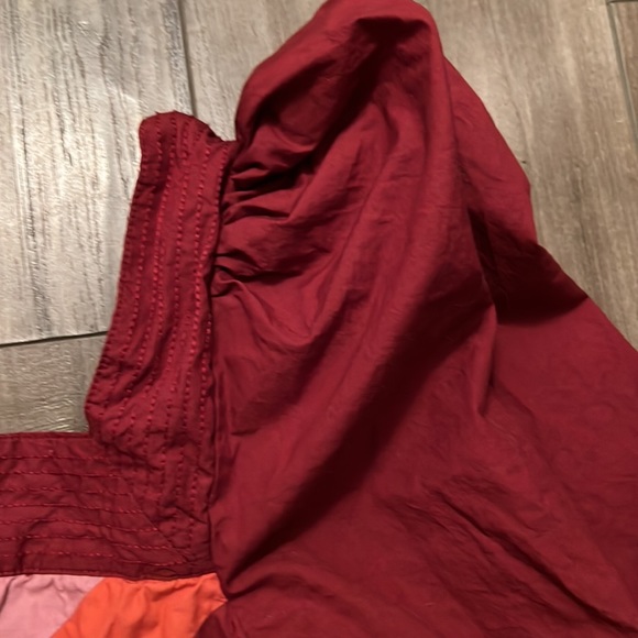 Love the Label top in merlot with front multi inset and ruched back/side zip - Picture 5 of 7